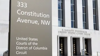 Fed Circ’s Newman fights competency probe in new lawsuit
